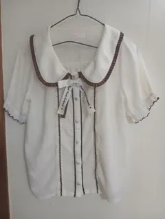 ホワイトリボン付きシャツ 半袖のサムネイル