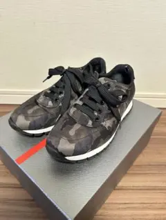 プラダ　スニーカー　ブラック　迷彩　38サイズ（24センチ） PRADA スニーカー 迷彩 ブラック サイズ38 - メルカリ