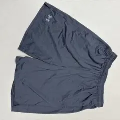 アンダーアーマー ショートパンツ サイドスリット 無地 M 黒 トレーニングのサムネイル