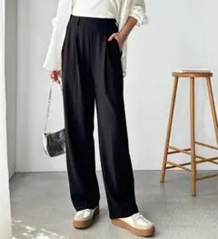 ジーラ　美脚魅せタックワイドスラックスパンツ　ブラック　M