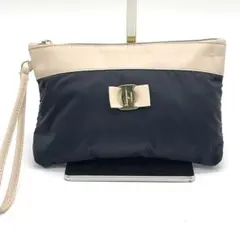 フェラガモ クラッチ ポーチ リボン ナイロン×レザー ネイビー＆ピンク