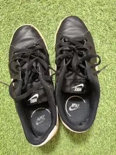 Nike ブラック スニーカー　y2kファッション