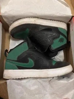 NIKE ジョーダン1 キッズ