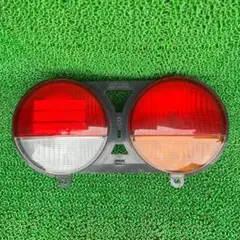 三菱 ミニキャブ U61V 純正 右 テールランプ KOITO【No.344】のサムネイル