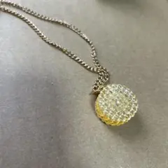 Item thumbnail for item 6a9c0b9e-cb2f-45e2-a20e-23d1a3496901