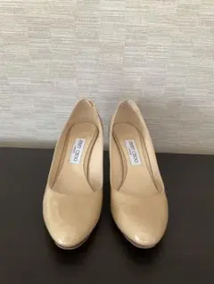 jimmy choo エナメル ベージュパンプス