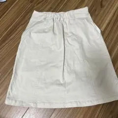 スカート　オフホワイト