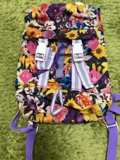 美品 fafa 花柄 フェフェ リュック バックパック キッズのサムネイル