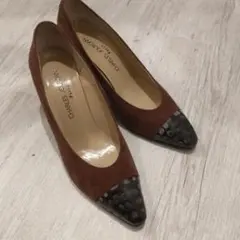 CHARLES JOURDANパンプスのサムネイル