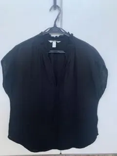Ｈ＆Ｍブラック フリル付き 半袖シャツ Sサイズ