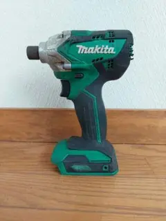と*い様 Makita MTD002D 電動インパクトドライバー 18V