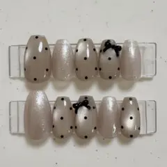 【現品】ネイルチップ 韓国風 マグネット ドット リボン シンプル グレージュ