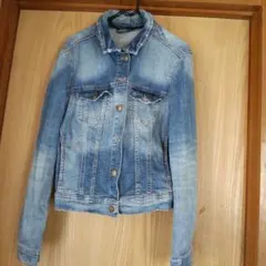 Item thumbnail for item 46045077-9b45-47ae-9250-86e4f9f7f383