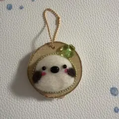 ハンドメイド 羊毛フェルト シマエナガ ウッド壁飾りのサムネイル