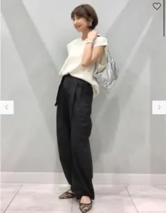 【GU】新品タグ付き！テックタックコクーンパンツ