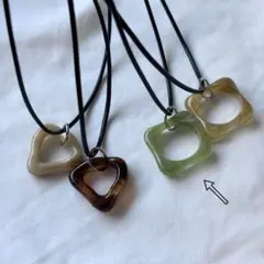 コードネックレス　スクエア　グリーン