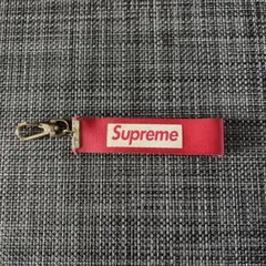 Supreme キーホルダー レッドのサムネイル