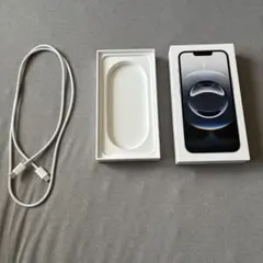 iPhone16e箱とUSB-Cケーブルセット