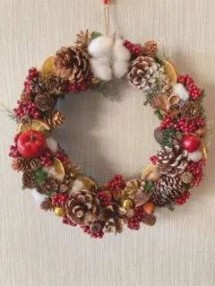 るあ様専用　 木の実のクリスマスリース　ハンドメイド