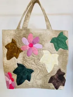 ハンドメイド ハワイアンキルト 花と葉のトートバッグ 新品