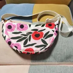 ユニクロ Marimekko ラウンドミニショルダーバッグ