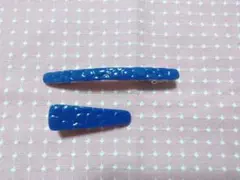 青色プラスチックヘアクリップ2個セット