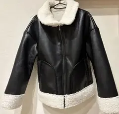 ブラック　ホワイトボア　フェイクレザージャケット