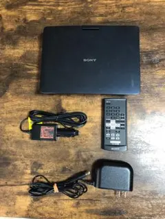 極美品✨️SONYポータブルDVDプレイヤーDVP-FX930 ケーブル未開封 極美品✨️SONYポータブルDVDプレイヤーDVP-FX930 ケーブル未