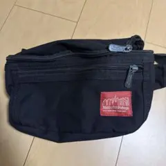 Manhattan Portage ブラックボディバッグ