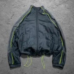 Item thumbnail for item 5688ec55-d3a5-4e9d-977a-7389c20dc08d