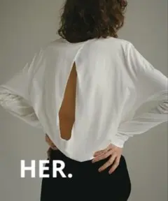 ＊HER. バックオープン カットソー ホワイト白 アンシェヌマン