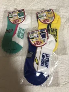 新幹線ソックス15~20cm 3足　(はやぶさ、ドクターイエロー、かがやき)