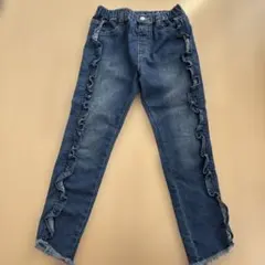 キッズ　フリル付きデニムパンツ　ジーパン　ジーンズ　130