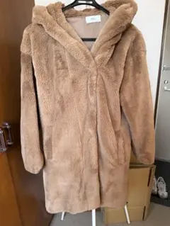 AZUL by MOUSSY フード付きベージュファーコート