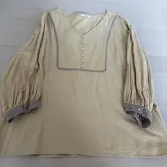 新品　長袖ブラウス