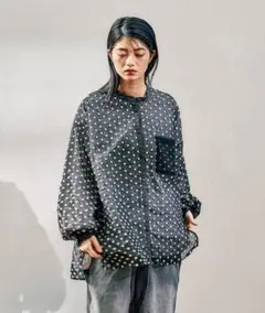 mode norm core フラワーエンブロイヤーシャツ　ブラック　Lサイズ