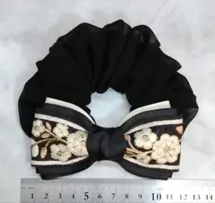 1267. ハンドメイドシュシュ