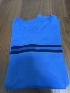 Tommy Hilfiger 青 Vネック Tシャツ
