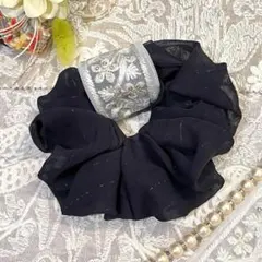 インド刺繍リボン♡ハンドメイドシュシュ♡ブラック_ホワイト