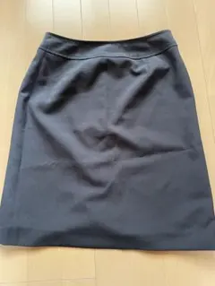 黒 タイトスカート Mサイズ相当 ひざ丈 シンプル