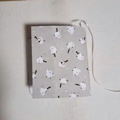 シマエナガ　グレージュ　ハヤカワ文庫版　ブックカバー
