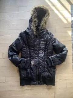 ブラックダウンコート ファー付き