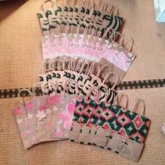 スタバ桜柄と幾何学模様の紙袋 40枚セット