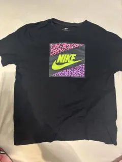 Nike ロゴプリント Tシャツ ブラック