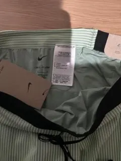 ナイキAeroswift新品Lサイズ