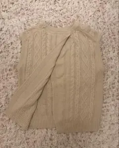 ベージュ ノースリーブ ニット セーター
