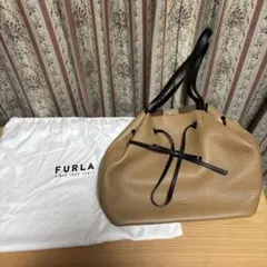 フルラ　FURLA 巾着　ショルダーバッグ