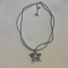 星のモチーフネックレス