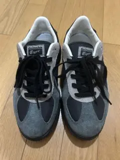 Onitsuka Tiger ⭐︎ デレシティ スニーカー (ブラック×グレー)
