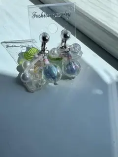 カラフルビーズとパールのイヤリング☝️一点モノ